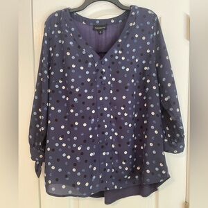 Polka Dot V-Neck Blouse in Navy and White